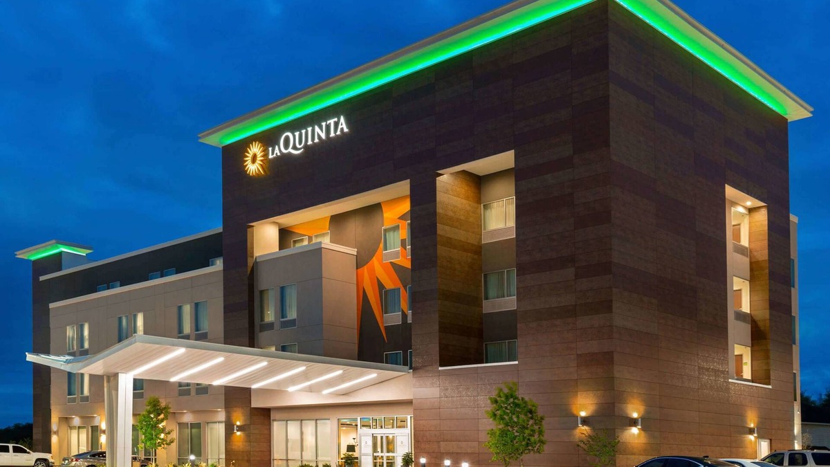 Greatwood Hotel | La Quinta Inn & Suites by Wyndham Richmond-Sugarland