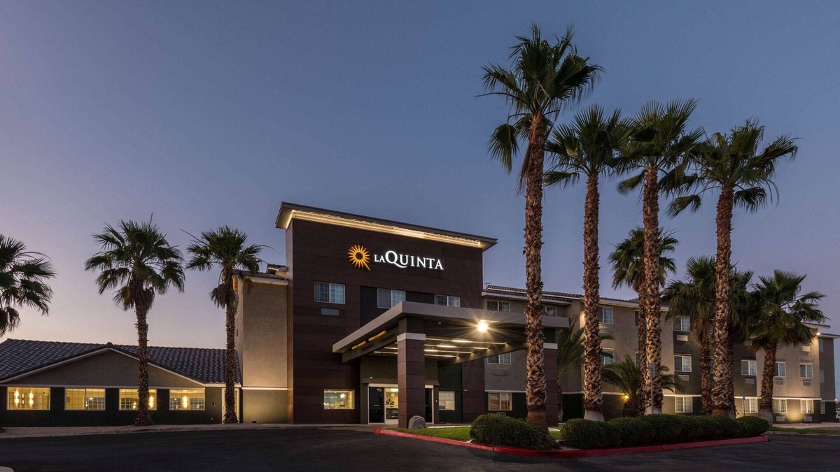 Sunrise Manor Hotel | La Quinta Inn & Suites by Wyndham Las Vegas Nellis