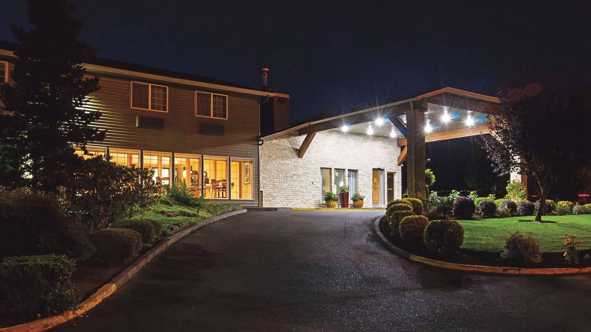 Woodburn Hotel | La Quinta Inn & Suites by Wyndham Woodburn