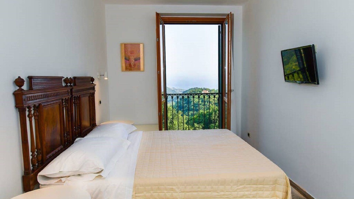 Salerno Bed & Breakfast | La Riggiola - country residence