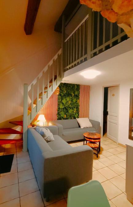 Neoules House | La Rose des Vents & Spa - Gite La Parenthèse