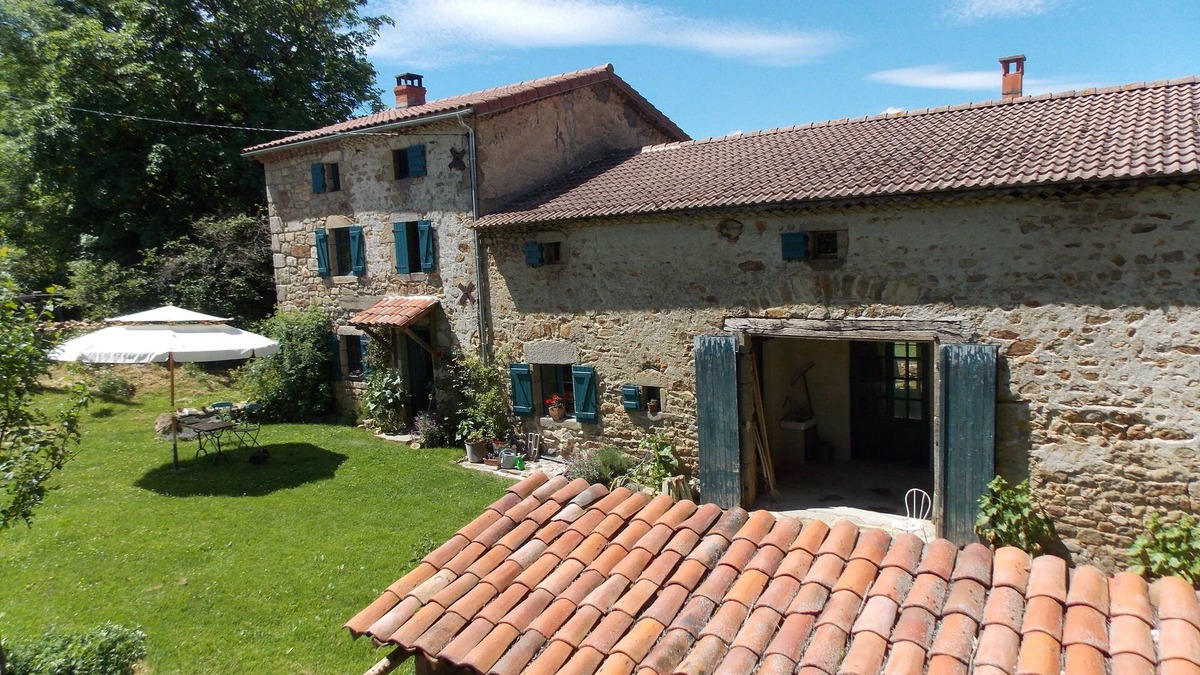 Auzelles Bed & Breakfast | La Rosière 2. A heavenly place in the midst of nature, peace and quiet.