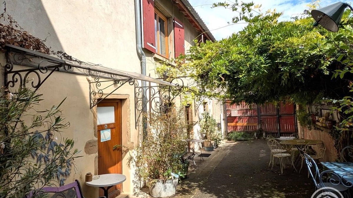Vaulx En Velin Village Apartment | La Roue Arrière - VAULX EN VELIN