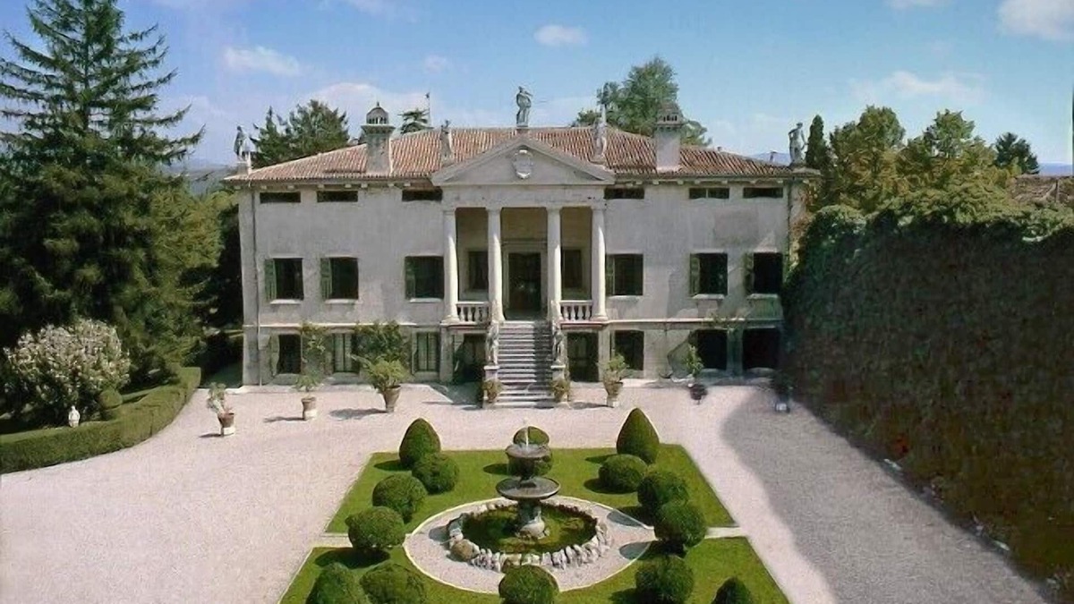 Gargagnago di Valpolicella Villa | LA SERENELLA West Wing, 16th Century Palladian Villa in Valpolicella