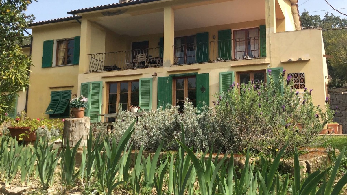 Campo nell'Elba Apartment | LA SUGHERETA -Spacious apartment nestled in the greenery of the Mediterranean.