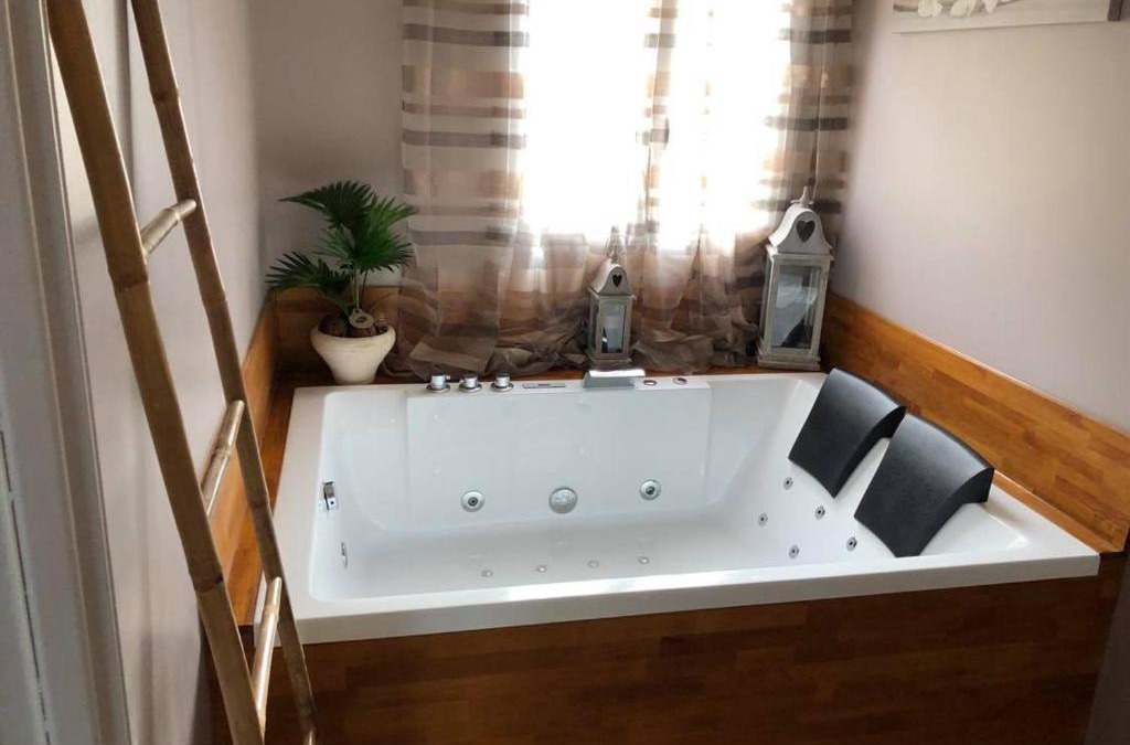 Fours-en-Vexin Bed & Breakfast | La suite des charmelines