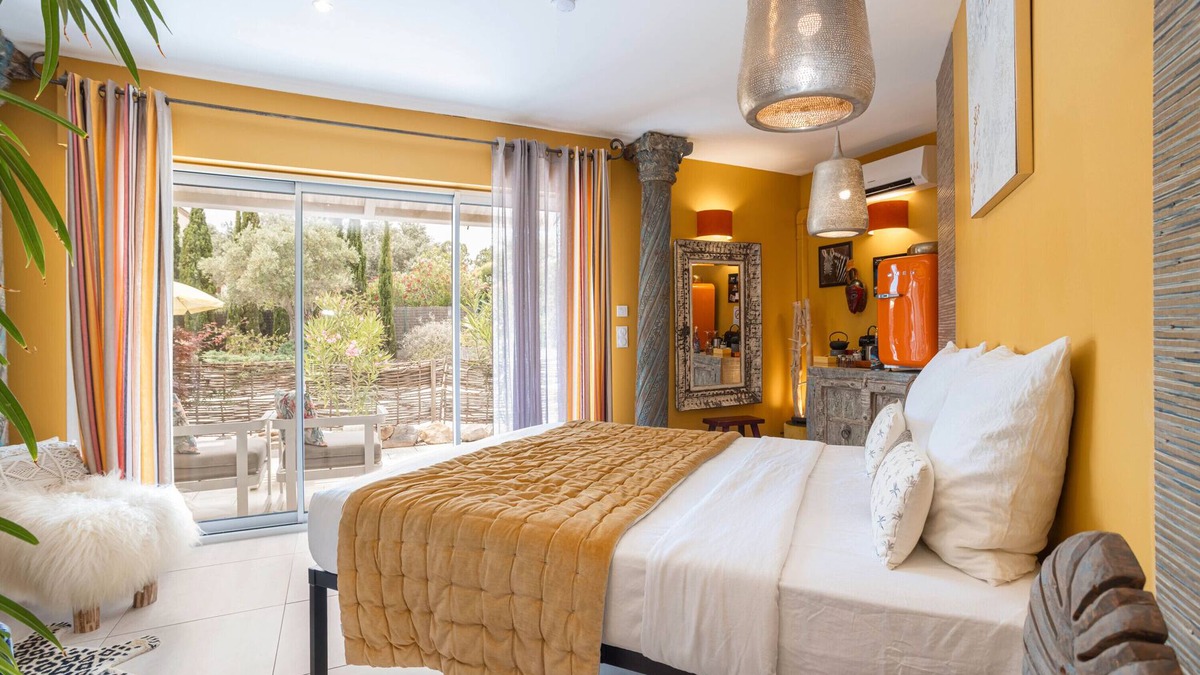 Saint-Nazaire Apartment | 'La Suite' with Shared Pool, Wi-Fi and Air Conditioning