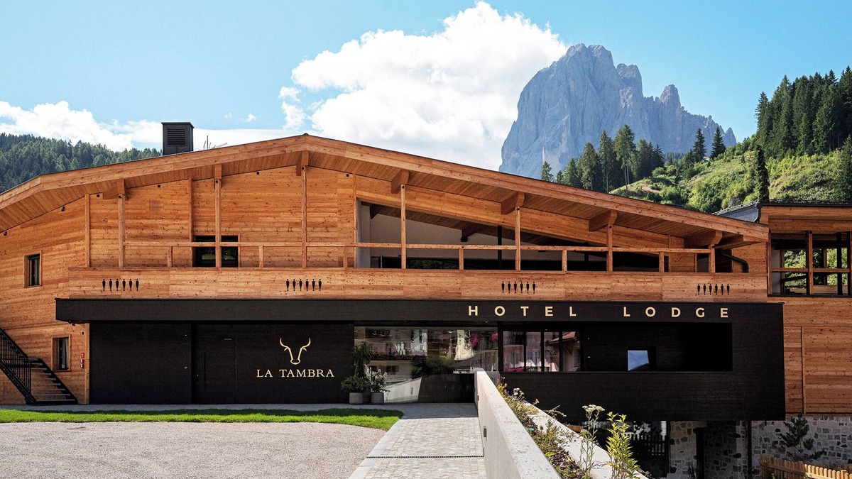 Santa Cristina Val Gardena House | La Tambra B&B Residence - central with Restaurant