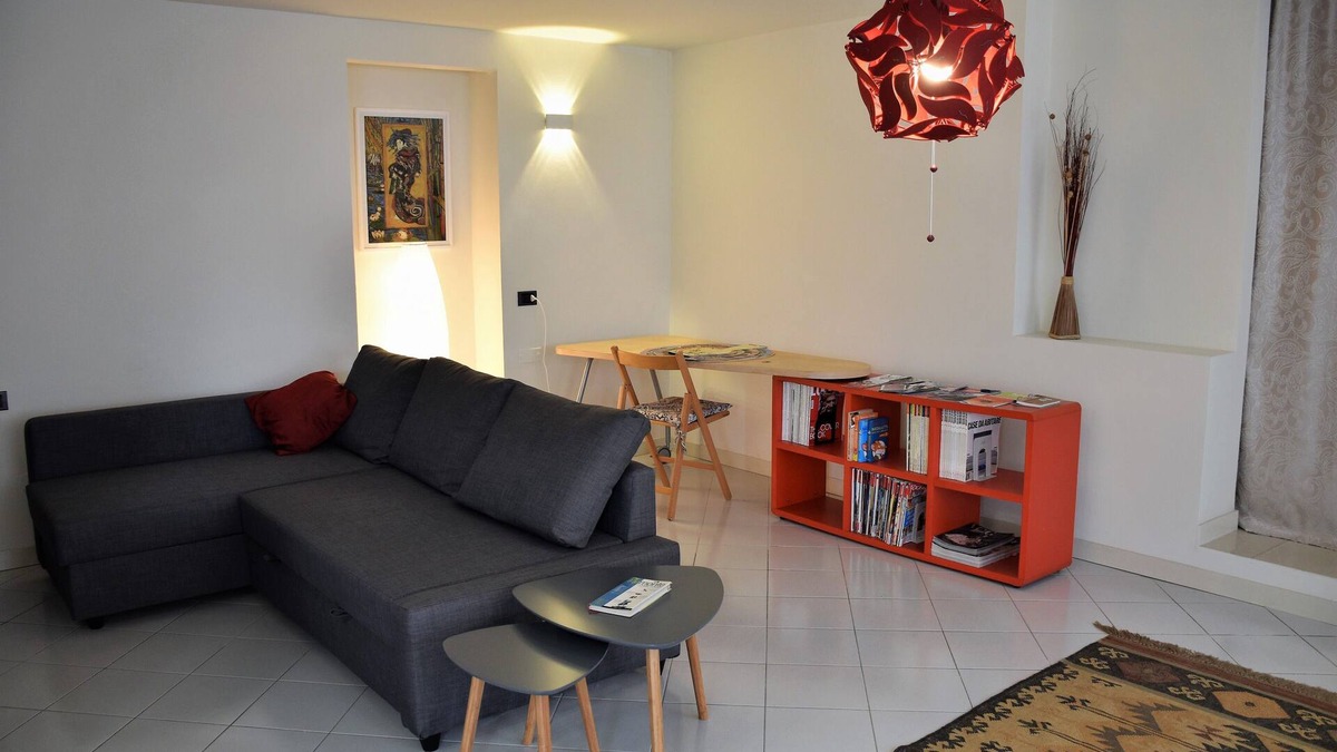 Aosta Apartment | La Tana del Riccio - house with garden on the hill of Aosta