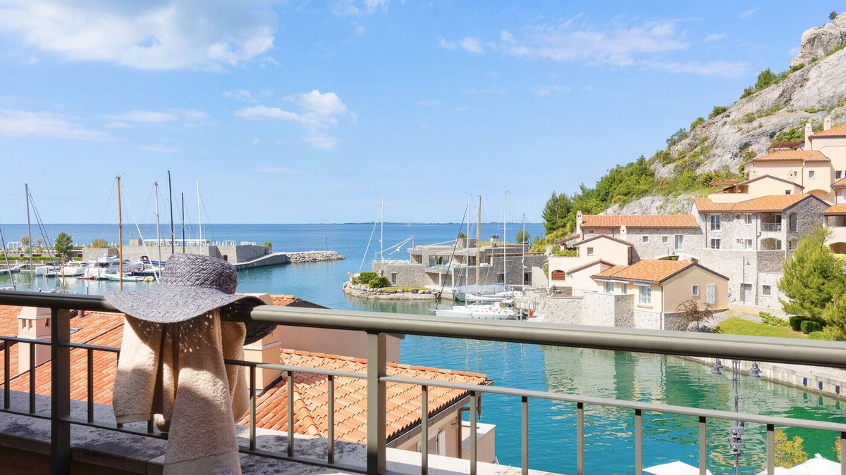 Portopiccolo Apartment | La tempesta perfetta - Portopiccolo Apartments