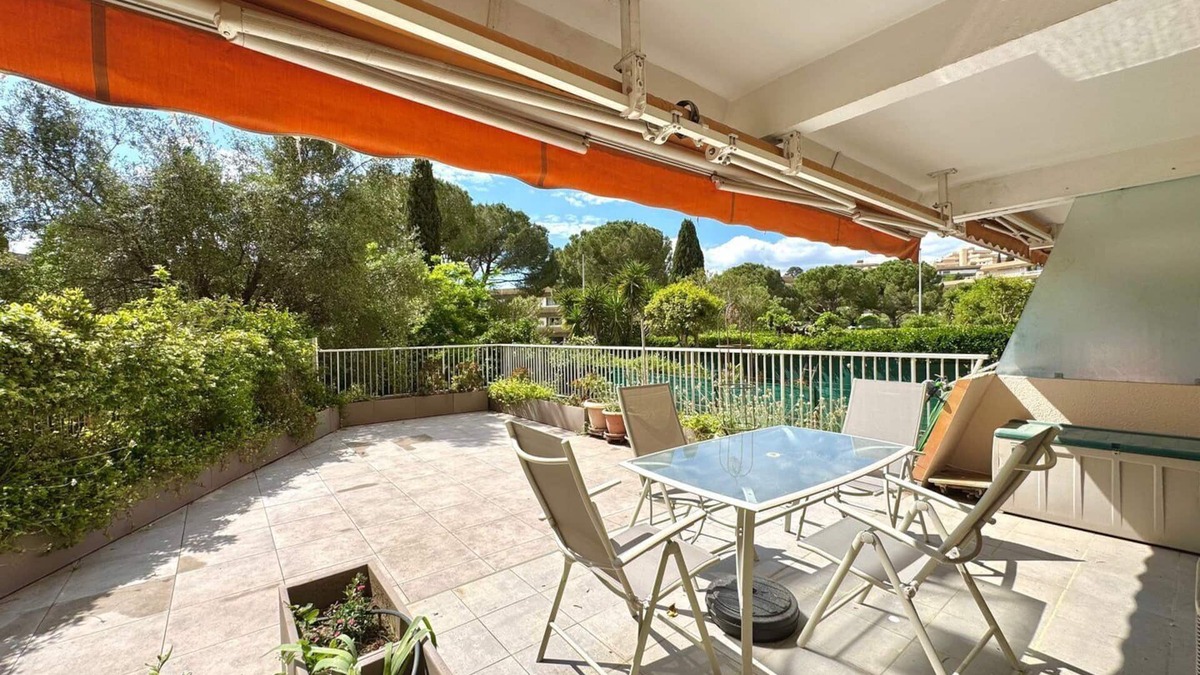 La Chamberte Apartment | La Terrasse d'Estanove, Space and Calm