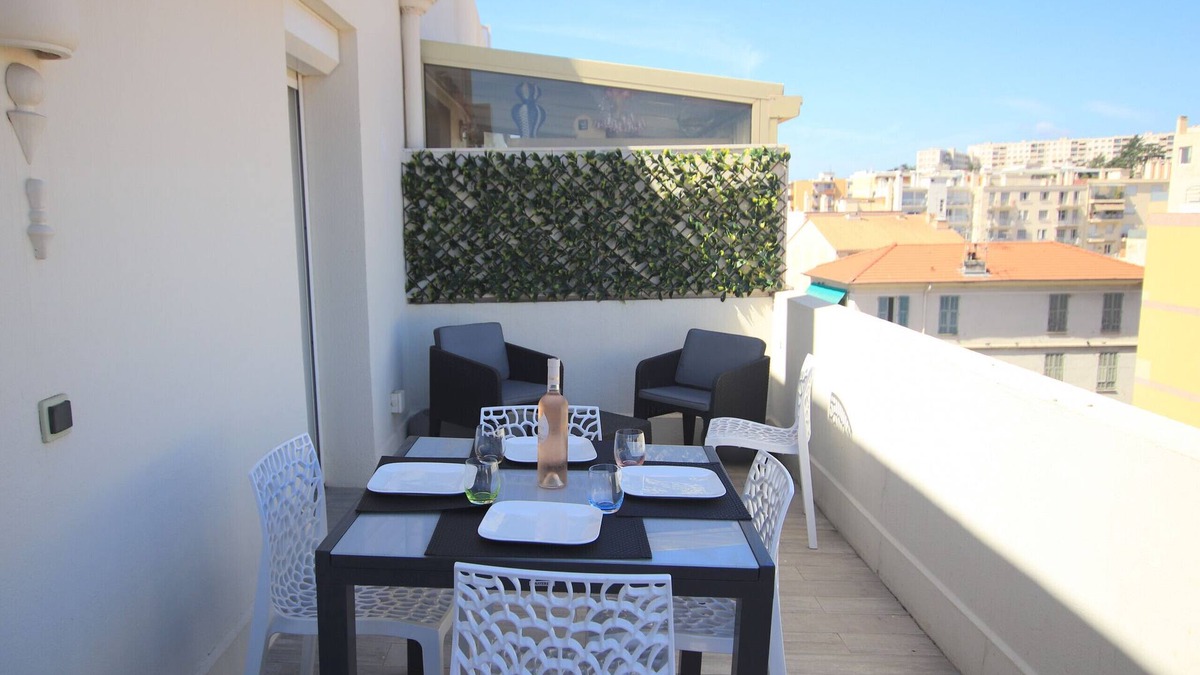 La Californie Apartment | La terrasse de Carras