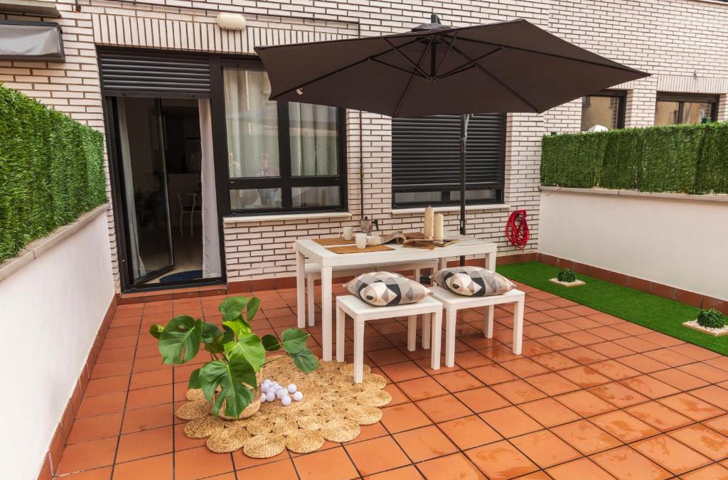 San Lazaro y Otero Apartment | LA TERRAZA DE LA VEGA - Ubicación inmejorable , wifi , terraza y parking gratuito