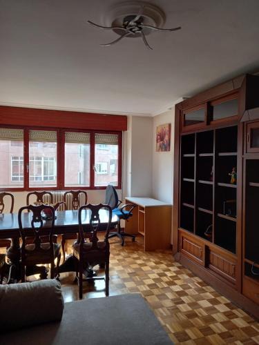 La Corredoria y Ventanielles Apartment | La terraza del Naranco - 3 habitaciones , PARKING y WIFI free