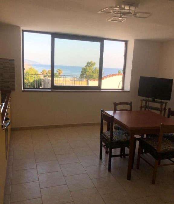Paola Apartment | La terrazza di Brancaccio’s house summer