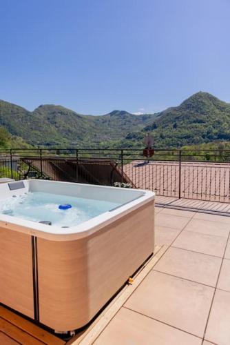 Castiglione d'Intelvi Apartment | La Terrazza sui Monti