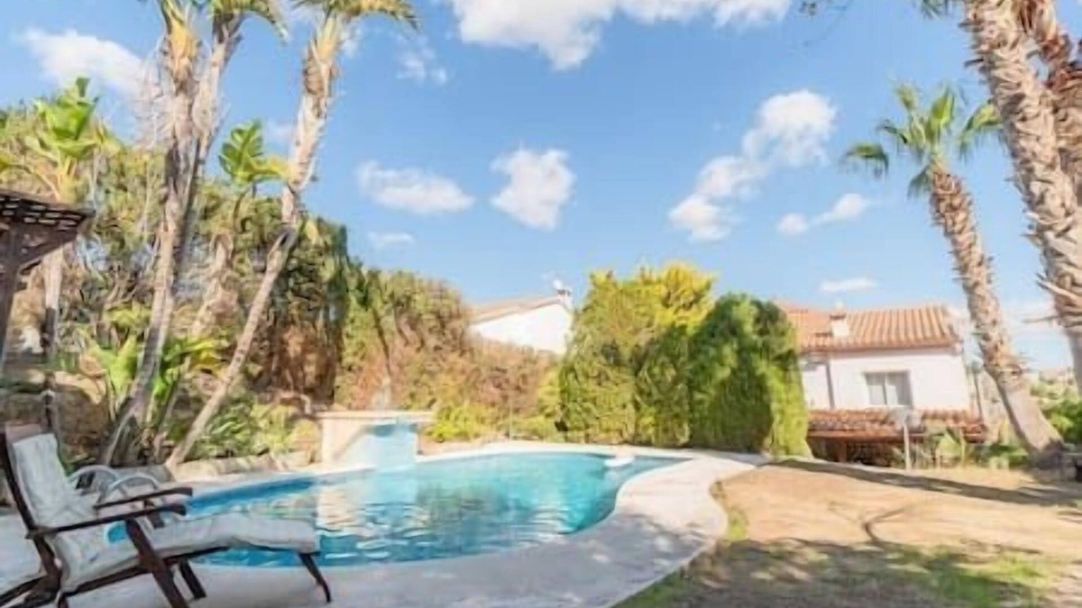 La Pobla de Montornes House | La Torre: Casa Perfecta con Piscina Privada