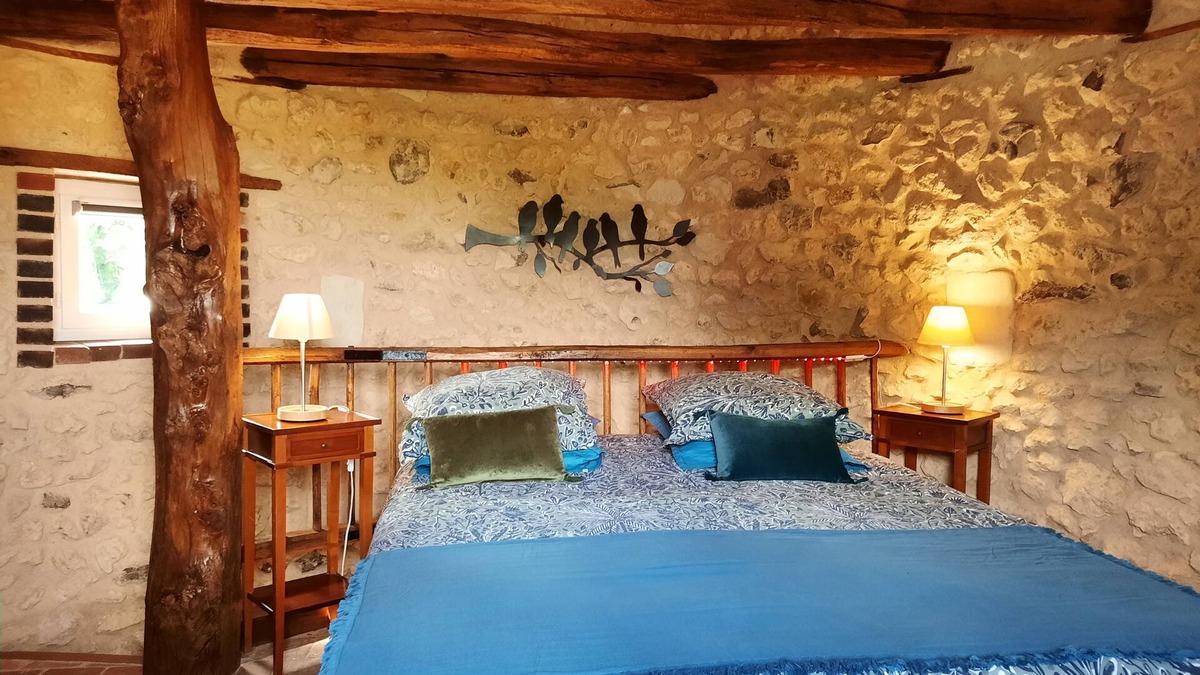 Beaumont-Louestault Apartment | La Tour de Rêves, Chambre D'hôtes