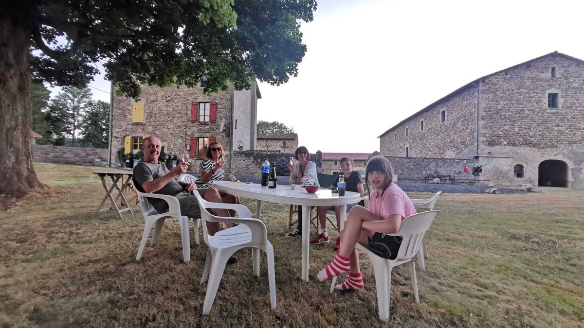 Saint-Genes-la-Tourette House | La Tourette, 3 bedroom house with private pool and nearby swimming lake.