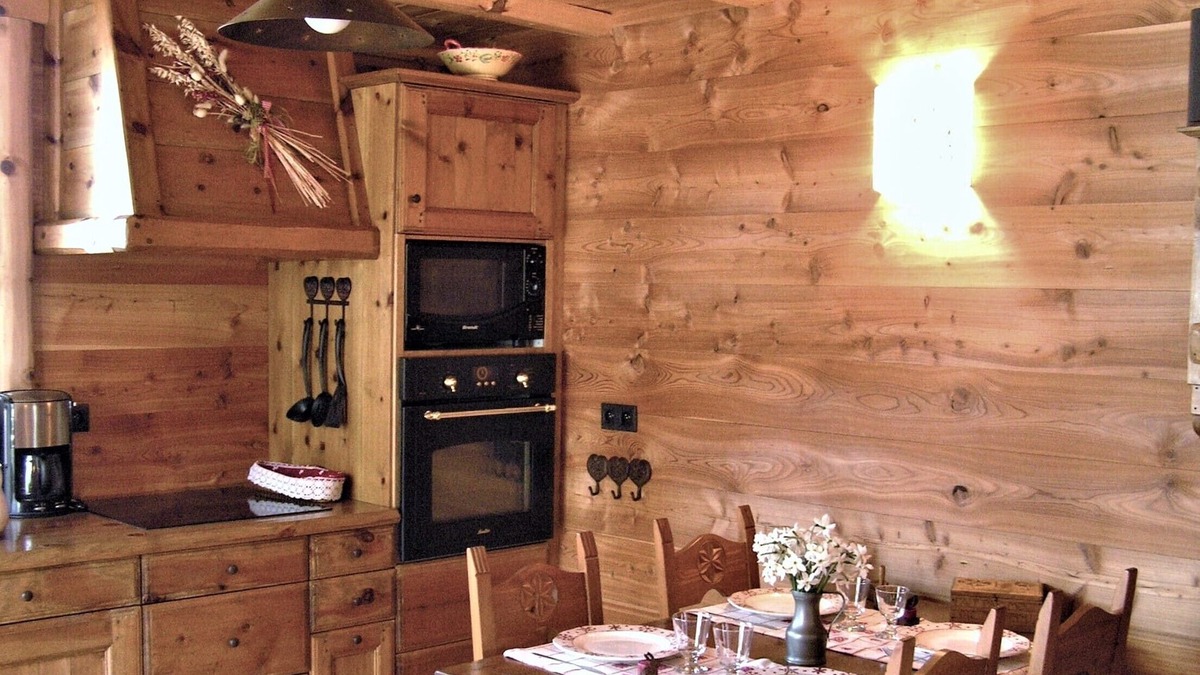 Saint-Veran Apartment | LA TUPA : APPARTEMENT DE CHARME-SAUNA- * SAINT-VERAN 4 pers.
