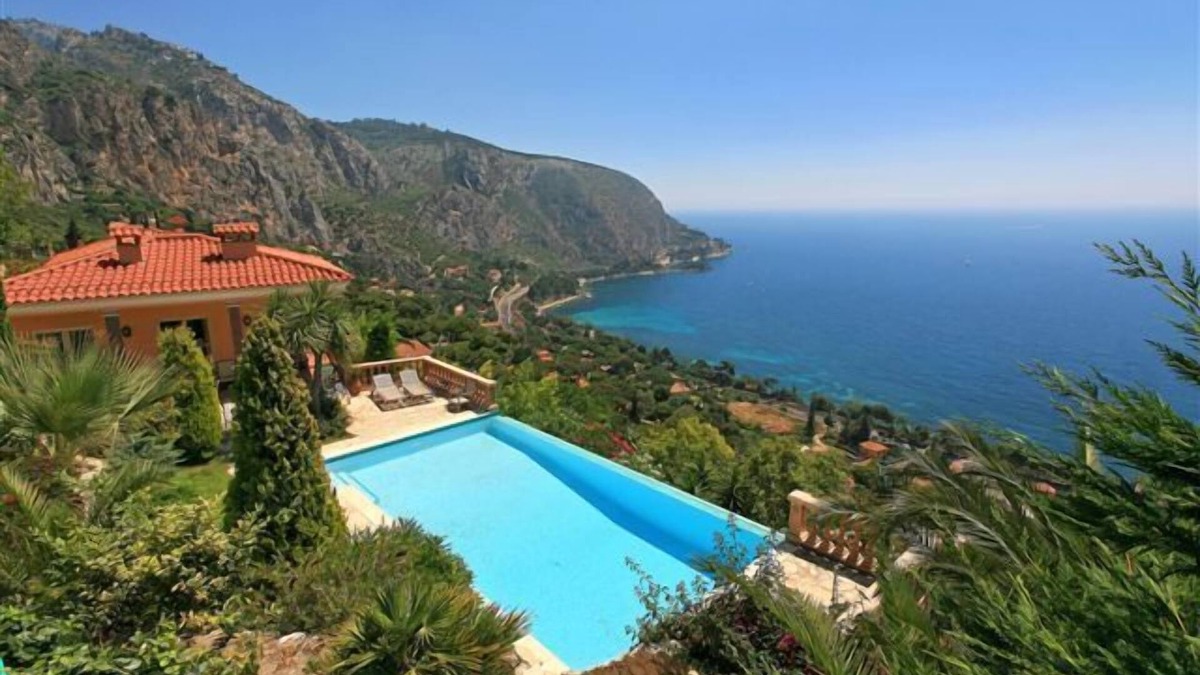Eze Apartment | La Varangue- Beautiful apartment 40m2, 2 rooms sea view heated pool 3 persons