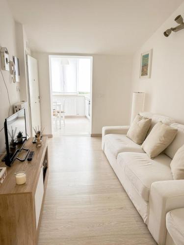 Falconara Marittima Apartment | La Via del Castello