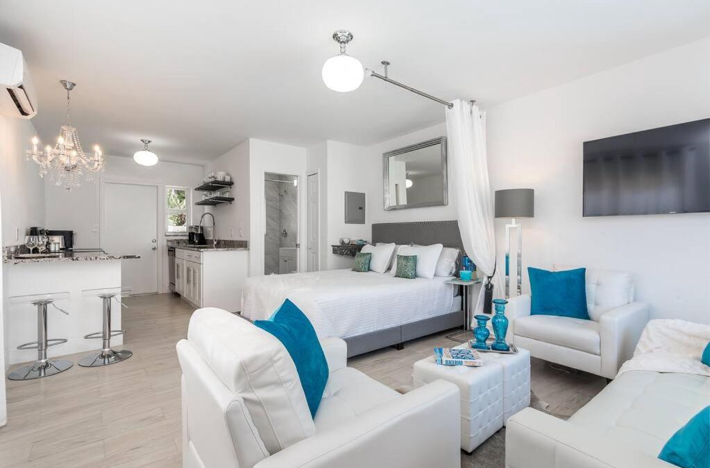 Delray Beach Apartment | La Vida Delray #3-Lux w/HEATED pool-BEST LOCATION!