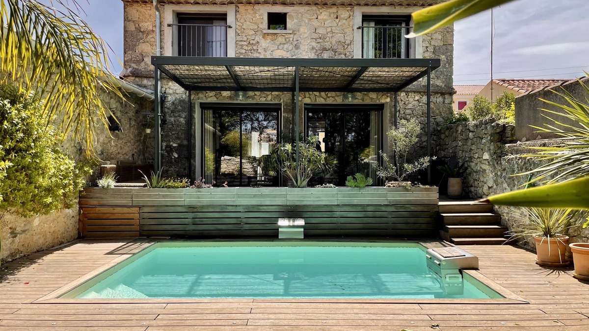 Saint-Pargoire House | La vigneronne between vineyards and sea with private pool