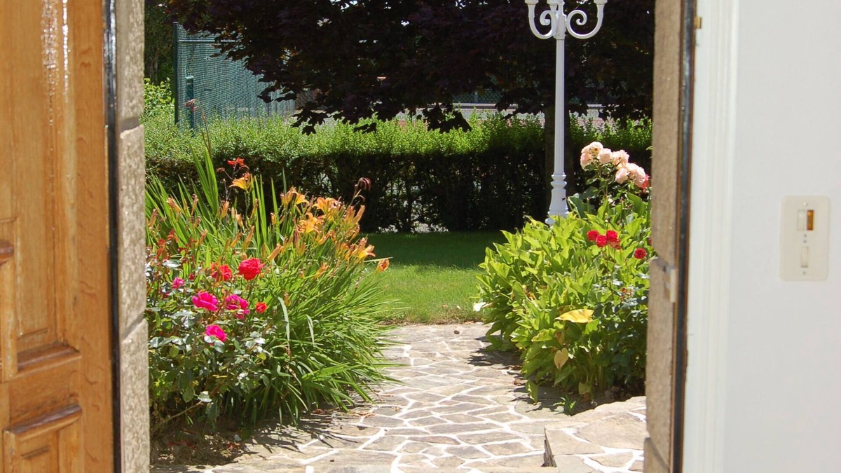 Saint-Jouan-des-Guerets House | la Villa des Longchamps