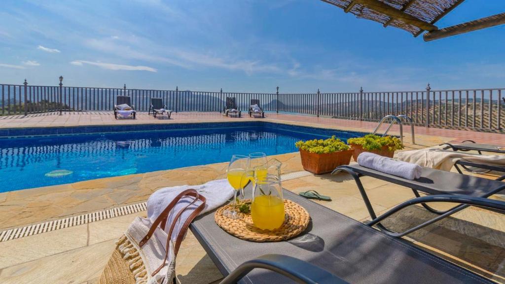 Iznajar House | La Villa del Lago Iznájar by Ruralidays