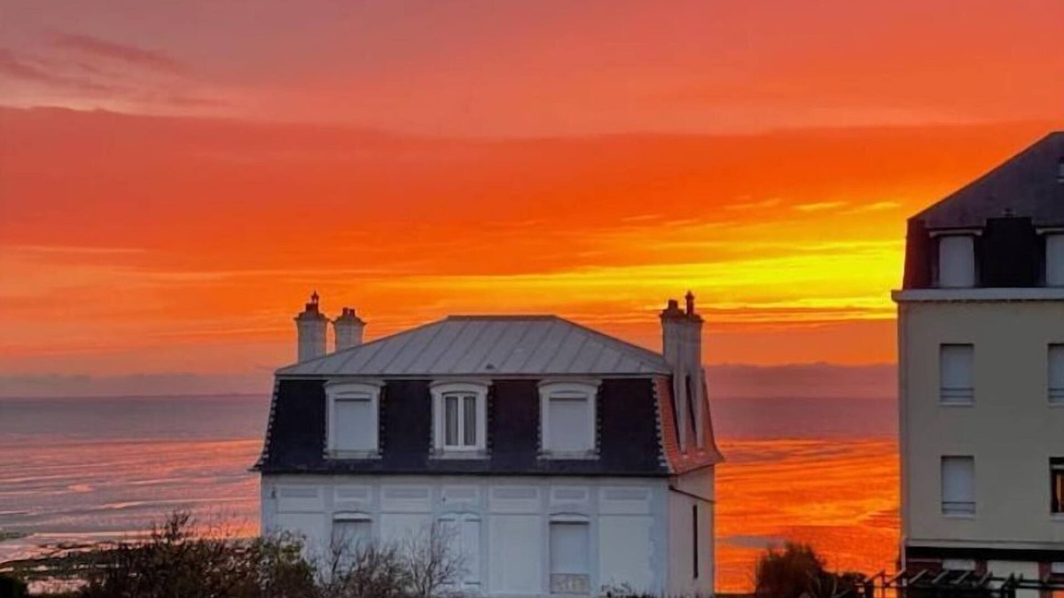 Saint-Pair-sur-Mer House | La Villa des Roseaux Pour un Séjour Normand Bord de mer
