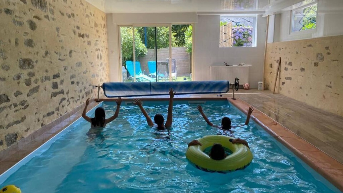 Fouesnant Villa | La Villa du Cap - indoor pool - billiards