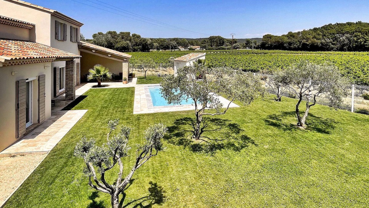 Uchaux House | La Villa Du Mont Ventoux
