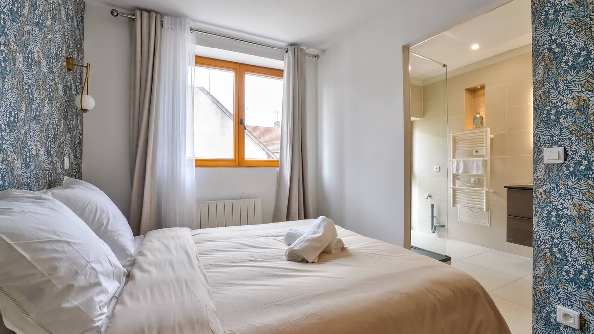 Auvers-sur-Oise House | La Villa Fleurie, Auvers sur Oise