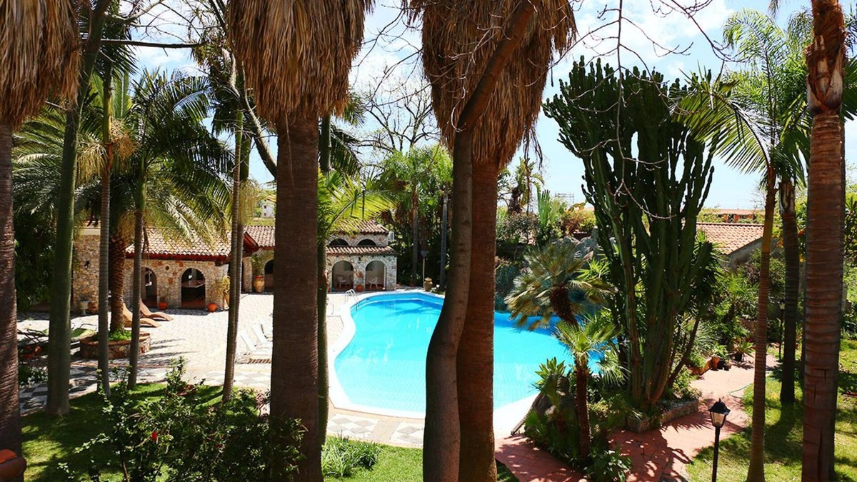 Giardini Naxos Bed & Breakfast | La Villa