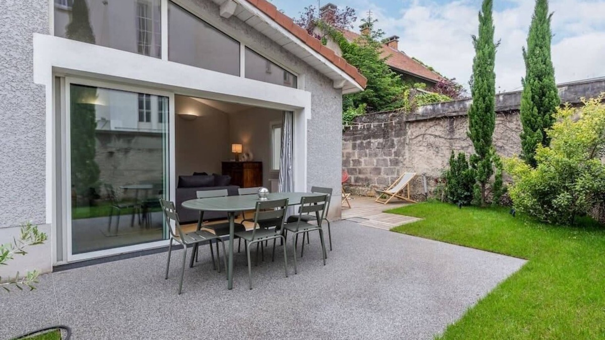 8th Arrondissement House | La Villa Sassolini Ré