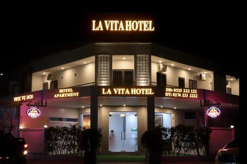 Bau Bang Hotel | La Vita Hotel