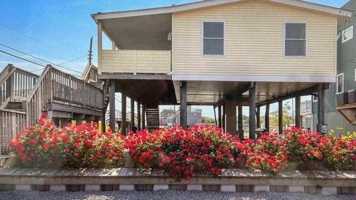 Mud City House | πΊπΈ Labor Day is Coming πΊπΈ Bridge to Long Beach Island πΊπΈ