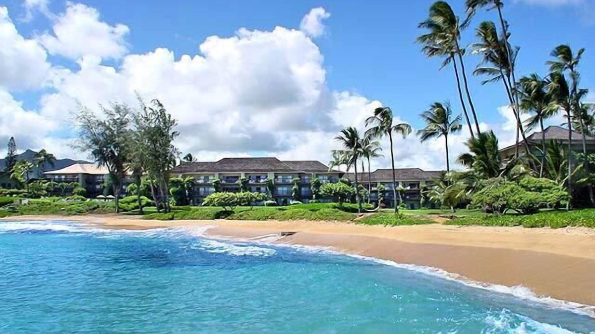 Wailua Condo | Lae Nani 424, Beachfront Condo, Centrally Located on Kauai's East Side