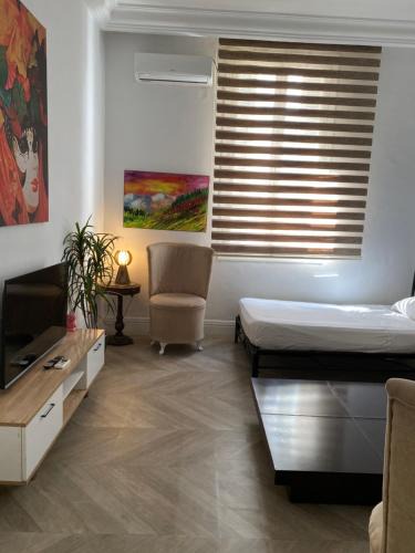 La Fayette Apartment | Lafayette Central Apartment
