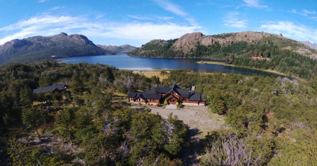 Esquel Cabin | Laguna Larga Lodge