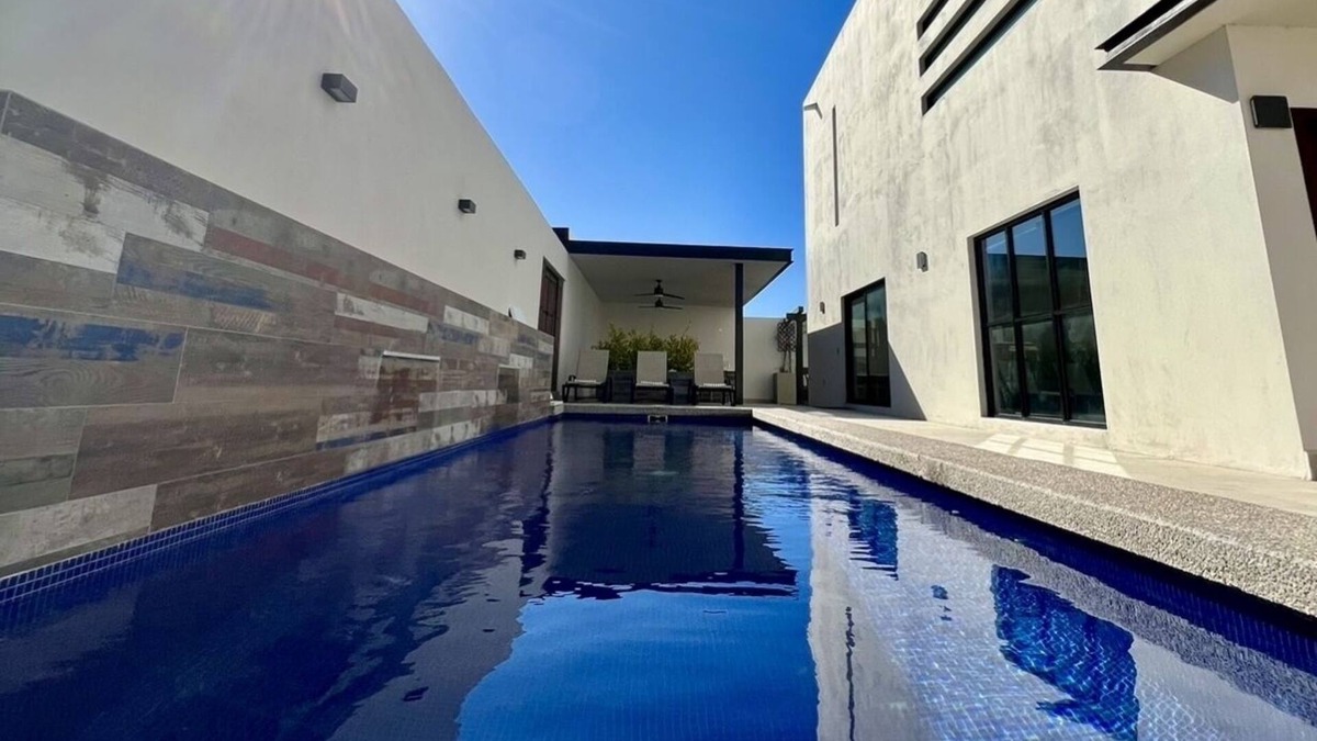 Laguna Shores House | Laguna Shore Thing, modern beach house w/private pool, resort, sleeps 20