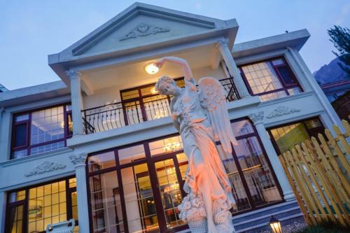 Yanqing Apartment | Lairgforest Manor