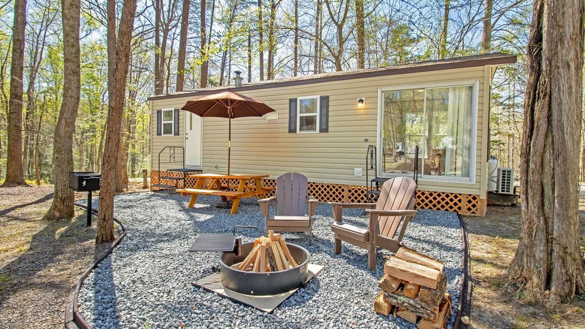 Spotsylvania House | Lake Access, Resort Amenities, Firepit!