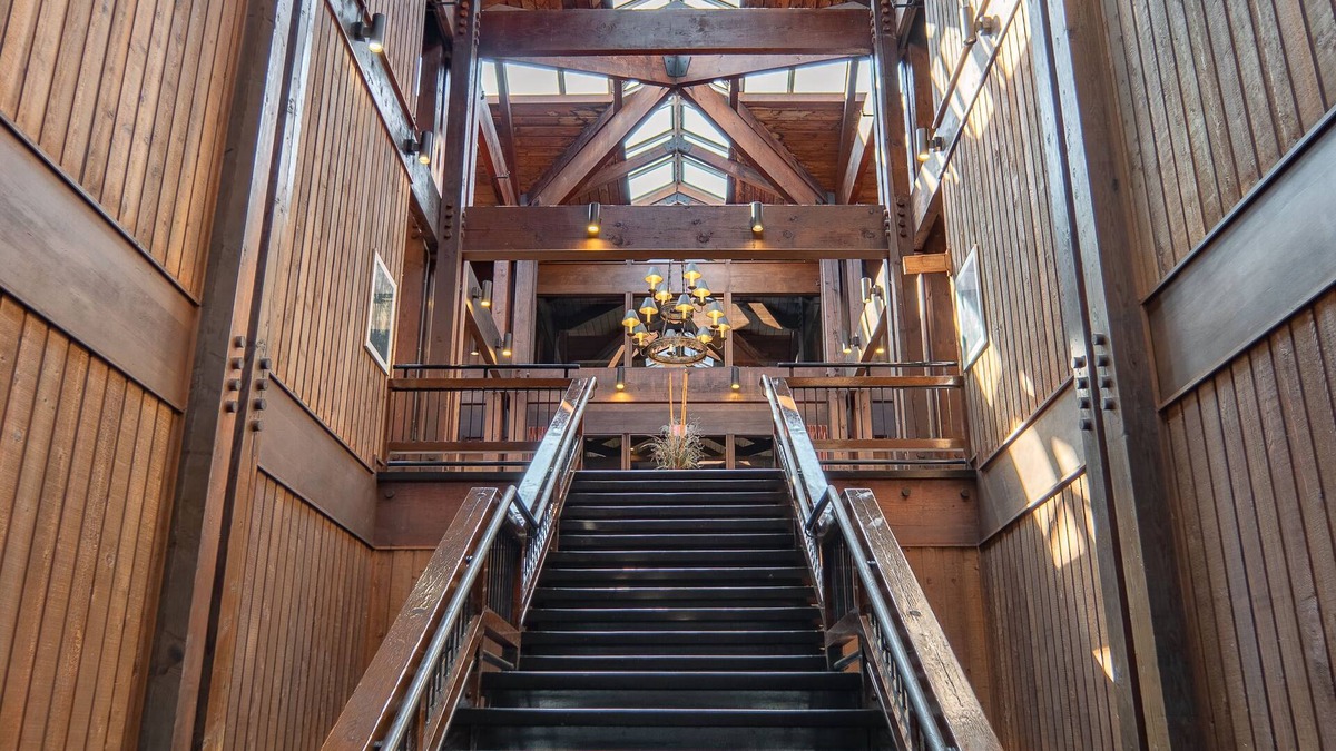 Cadiz Hotel | Lake Barkley State Resort