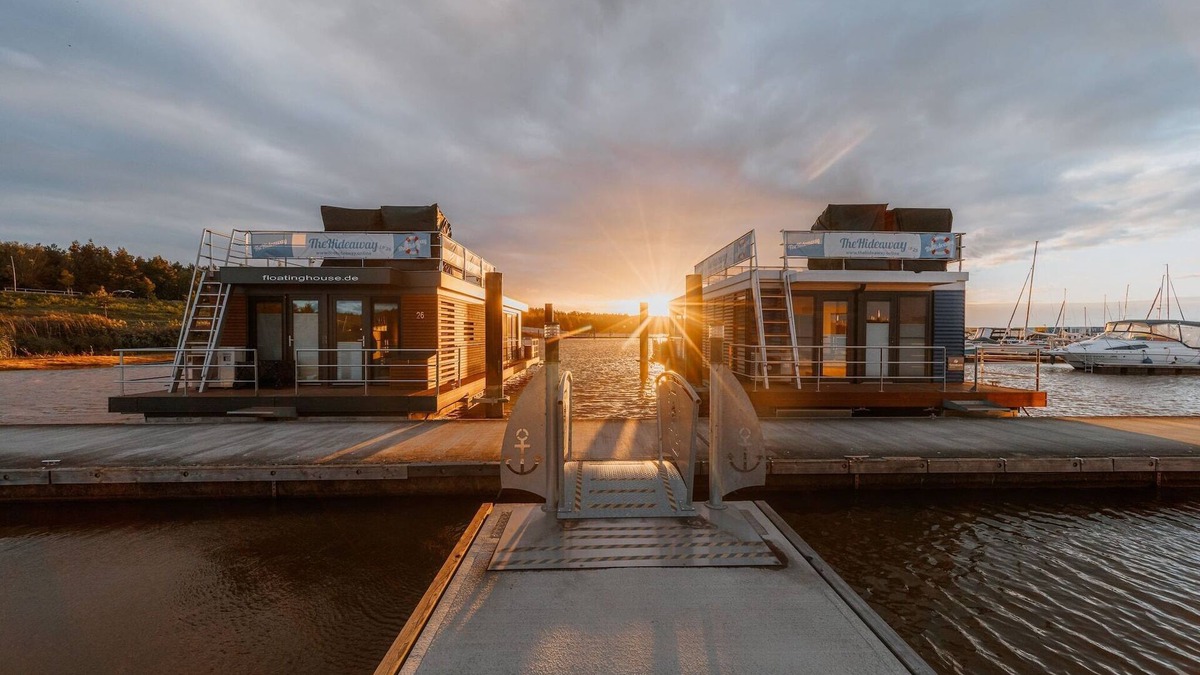 Klitten Boat Rental | Lake Breeze Retreat, Klitten