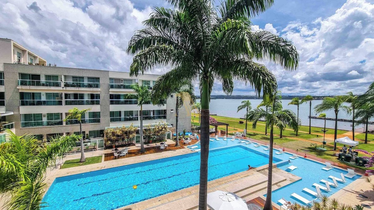 Brasilia Apartment | LAKE BREEZES - LAKE FRONT - LUXURY