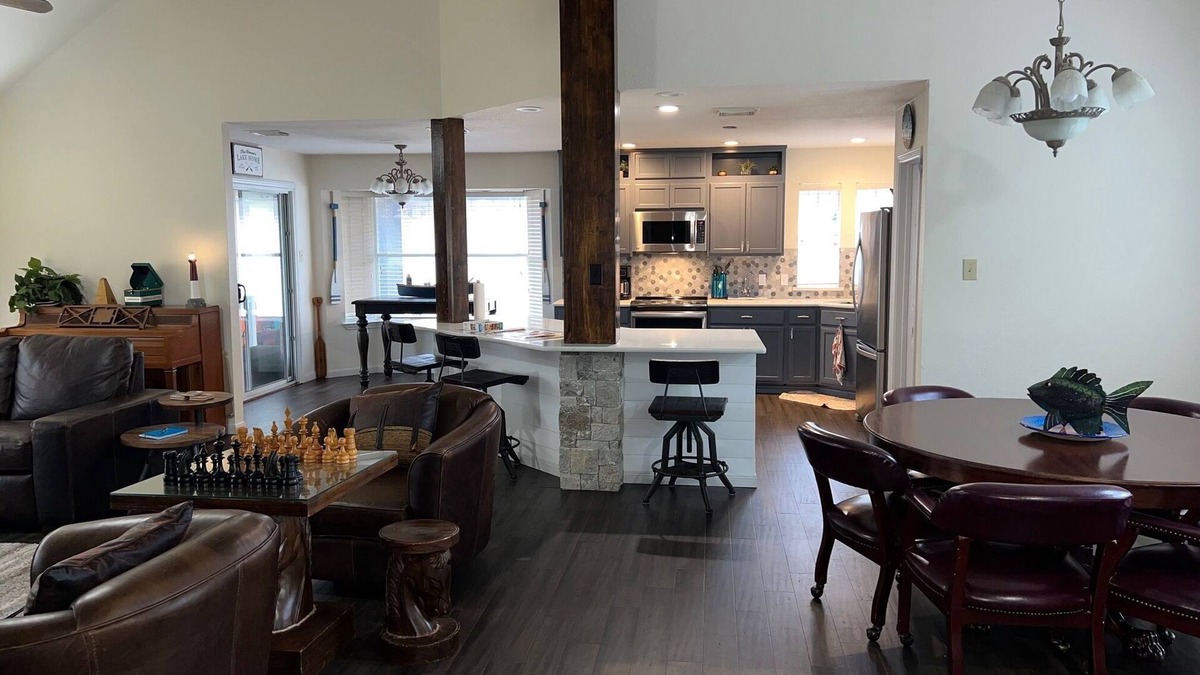 Burnet House | Lake Buchanan Cozy Cove