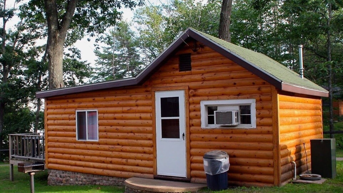 Chief Lake Cabin | Lake Cabin #1- Hayward, Wisconsin