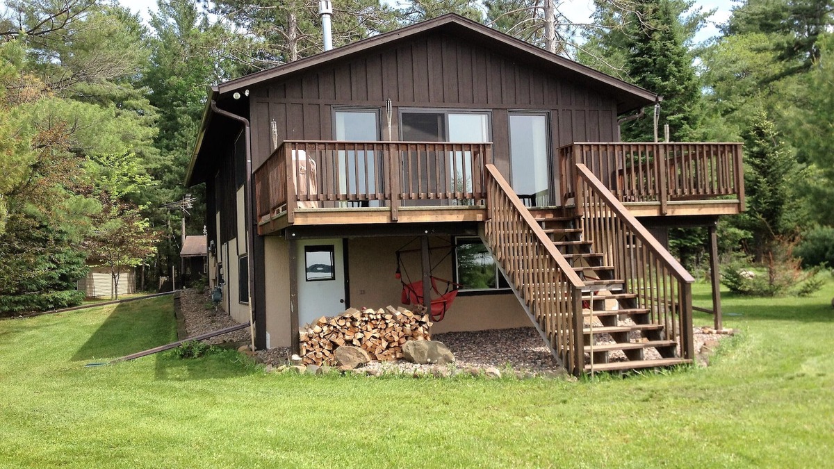 Shell Lake Cabin | Lake Cabin